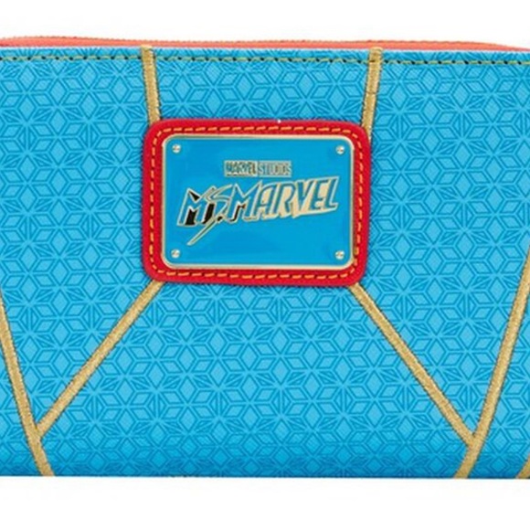 Ms Marvel Loungedly bundle - Picture 8 of 9